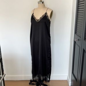Elegant Black Maxi Dress